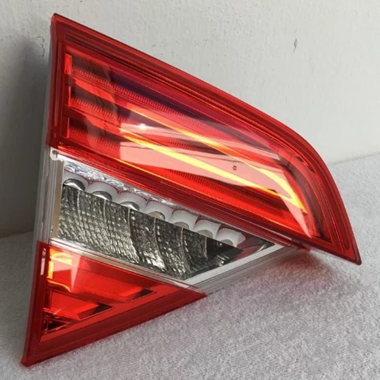3T5945093A 2014-2015 Skoda Superb Sol İç Stop Lambası